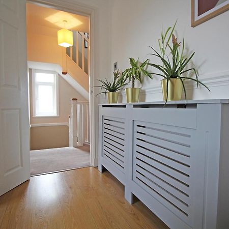 Queens Road - Luxury Spacious Home In Chester Christleton Exterior foto