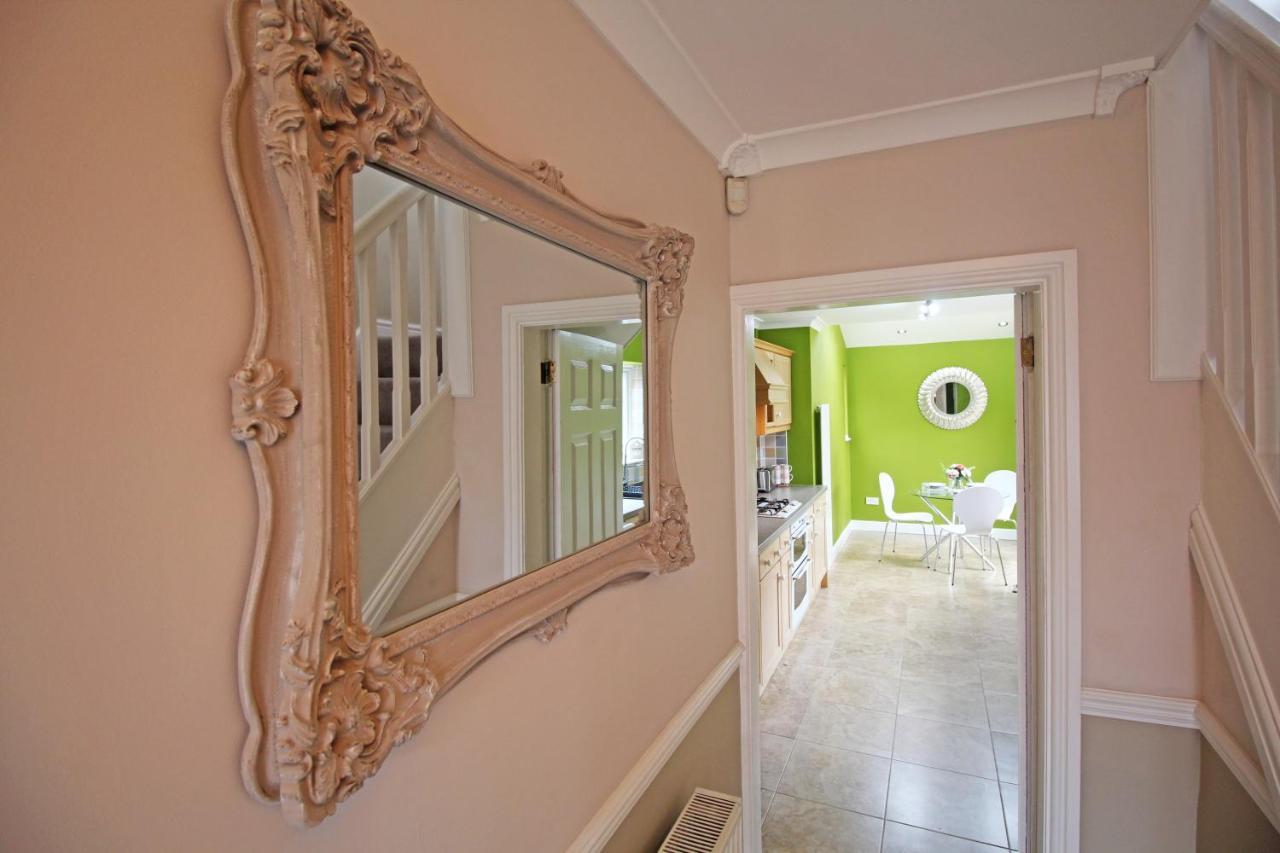 Queens Road - Luxury Spacious Home In Chester Christleton Exterior foto
