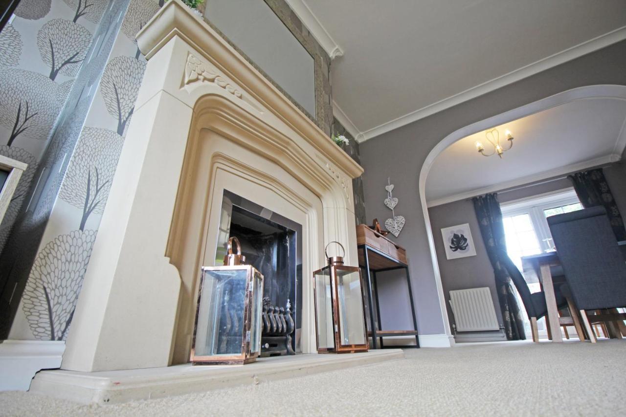 Queens Road - Luxury Spacious Home In Chester Christleton Exterior foto